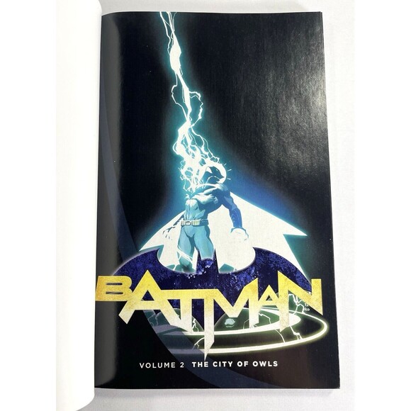 The New 52 Batman Vol. 2: The City of Owls 2013 Trade Paperback - Picture 3 of 12